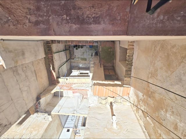 5 bedroom Townhouse for sale in Aspe - € 96,000 (Ref: 9096599)