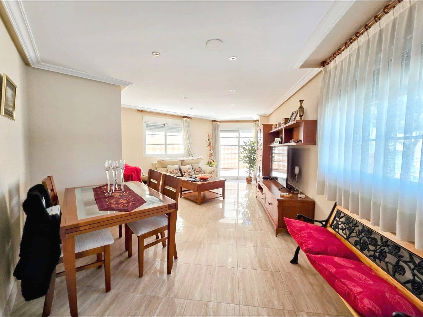 4 bedroom Townhouse for sale in Aspe with garage - € 278,100 (Ref: 9143905)