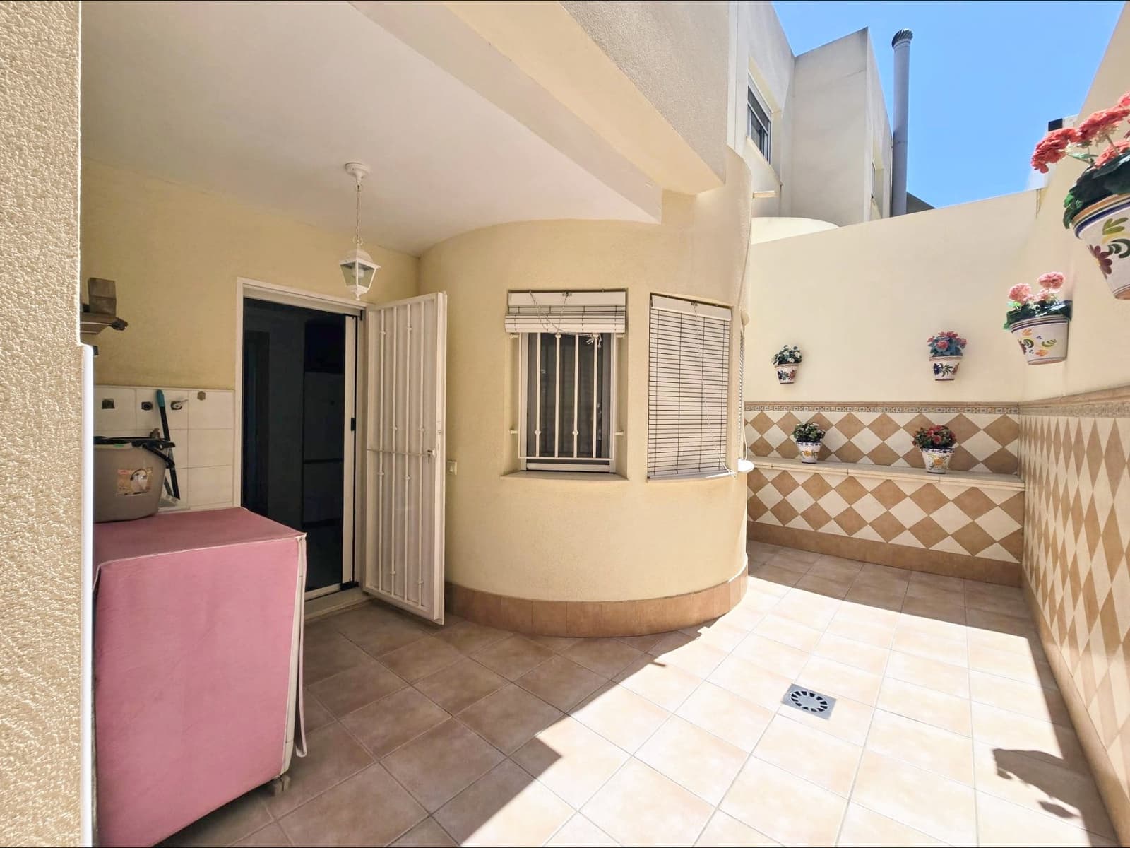 4 bedroom Townhouse for sale in Aspe with garage - € 278,100 (Ref: 9143905)