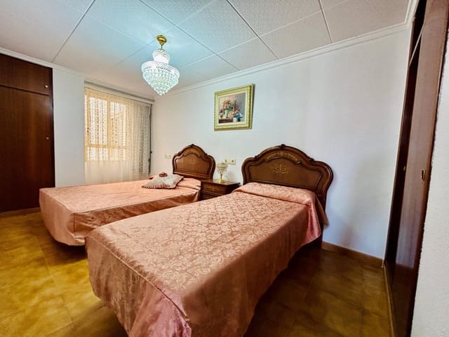 3 makuuhuone Huoneisto myytävänä paikassa Centro, Santa Pola mukana uima-altaan - 360 000 € (Ref: 9230989)