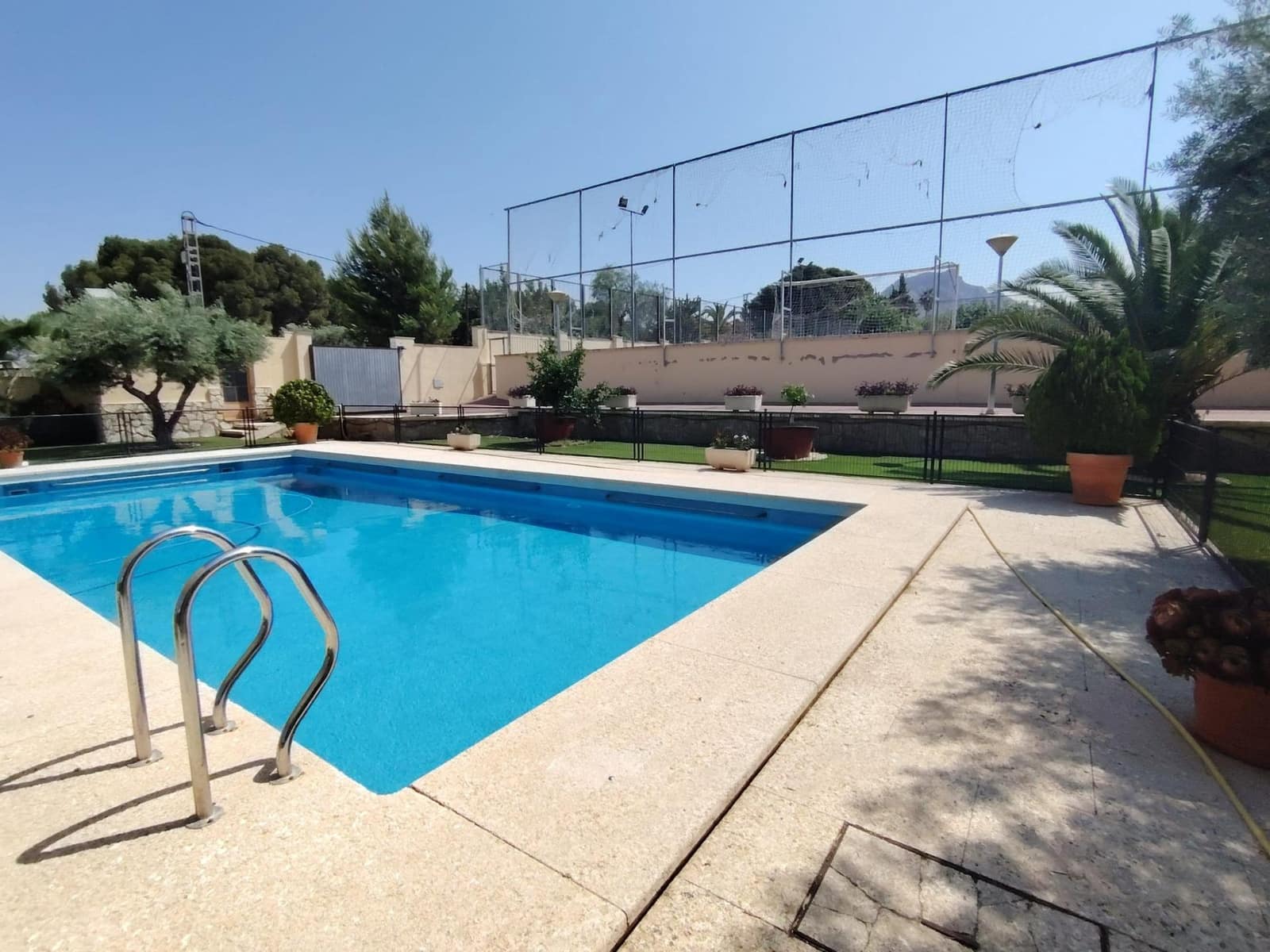 5 soverom Finca/Herregård til salgs i Petrel / Petrer med svømmebasseng - € 550 000 (Ref: 9248823)