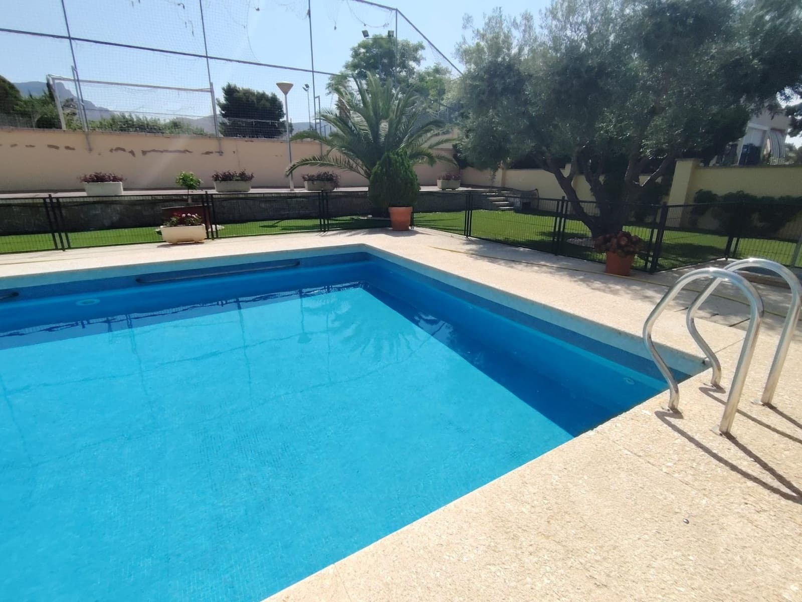 5 soverom Finca/Herregård til salgs i Petrel / Petrer med svømmebasseng - € 550 000 (Ref: 9248823)