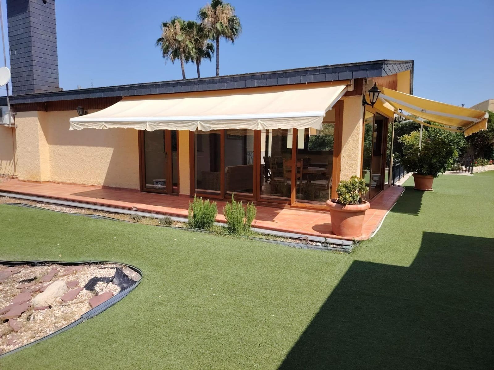 5 soverom Finca/Herregård til salgs i Petrel / Petrer med svømmebasseng - € 550 000 (Ref: 9248823)