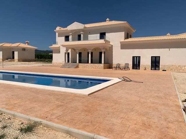 5 sovrum Villa till salu i Pinoso med pool garage - 547 000 € (Ref: 9266476)