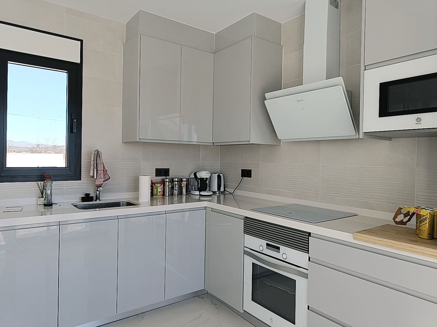 4 bedroom Villa for sale in Pinoso with pool garage - € 518,000 (Ref: 9266480)