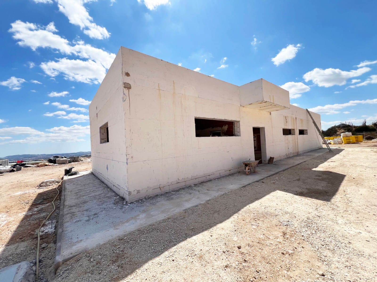 3 soverom Villa til salgs i Novelda med svømmebasseng garasje - € 525 000 (Ref: 9266483)