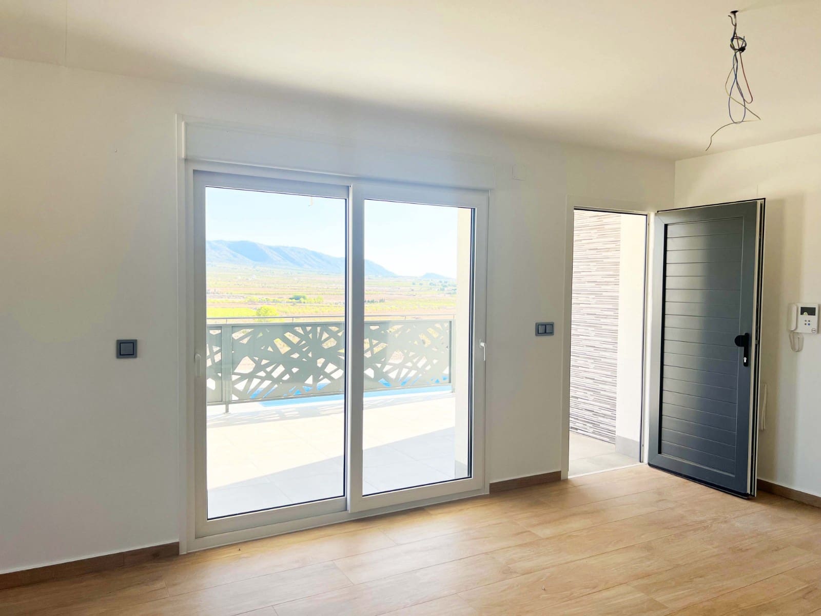 3 soverom Finca/Herregård til salgs i Pinoso med svømmebasseng - € 350 000 (Ref: 9266485)