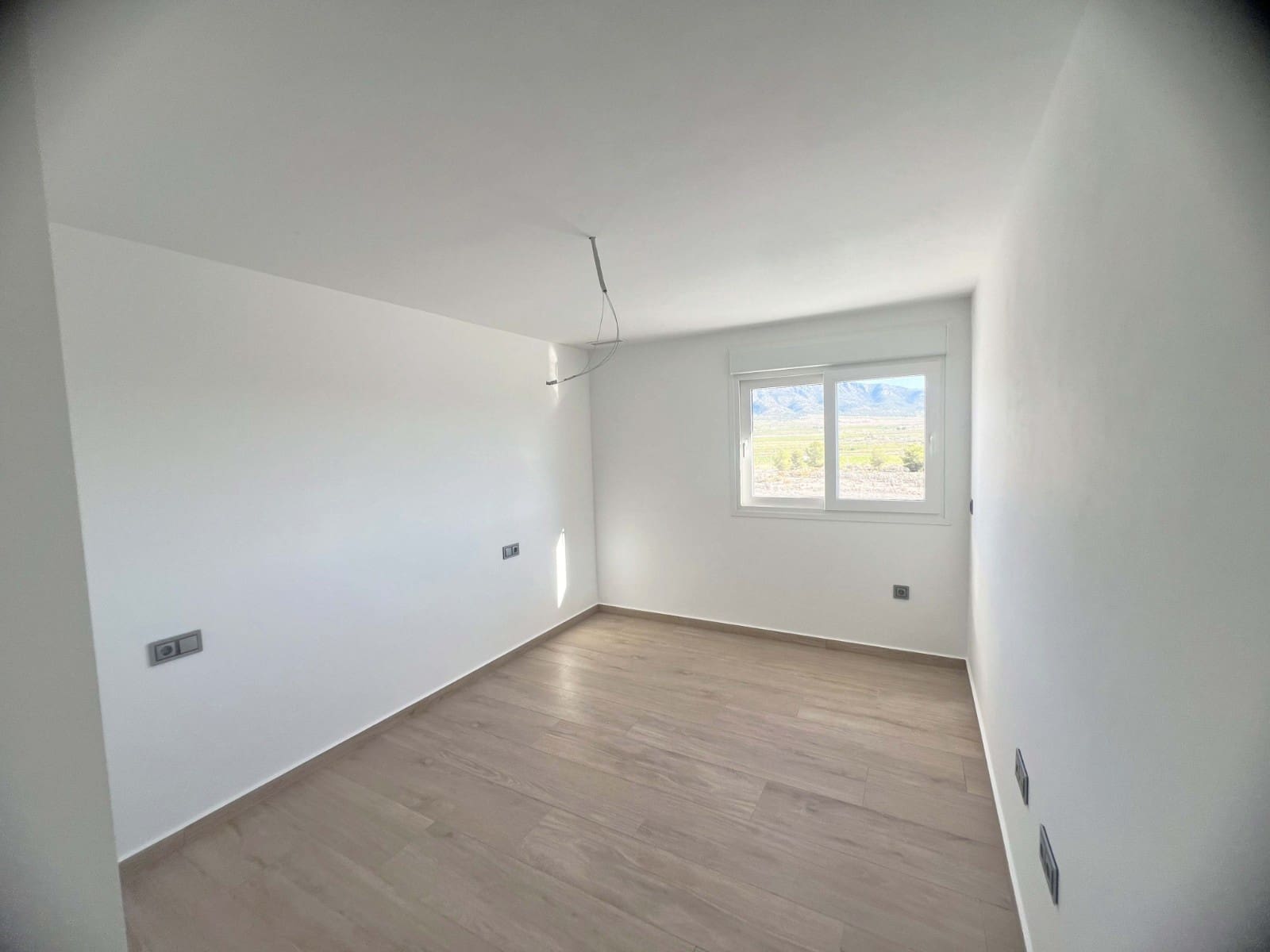 3 soverom Finca/Herregård til salgs i Pinoso med svømmebasseng - € 350 000 (Ref: 9266485)