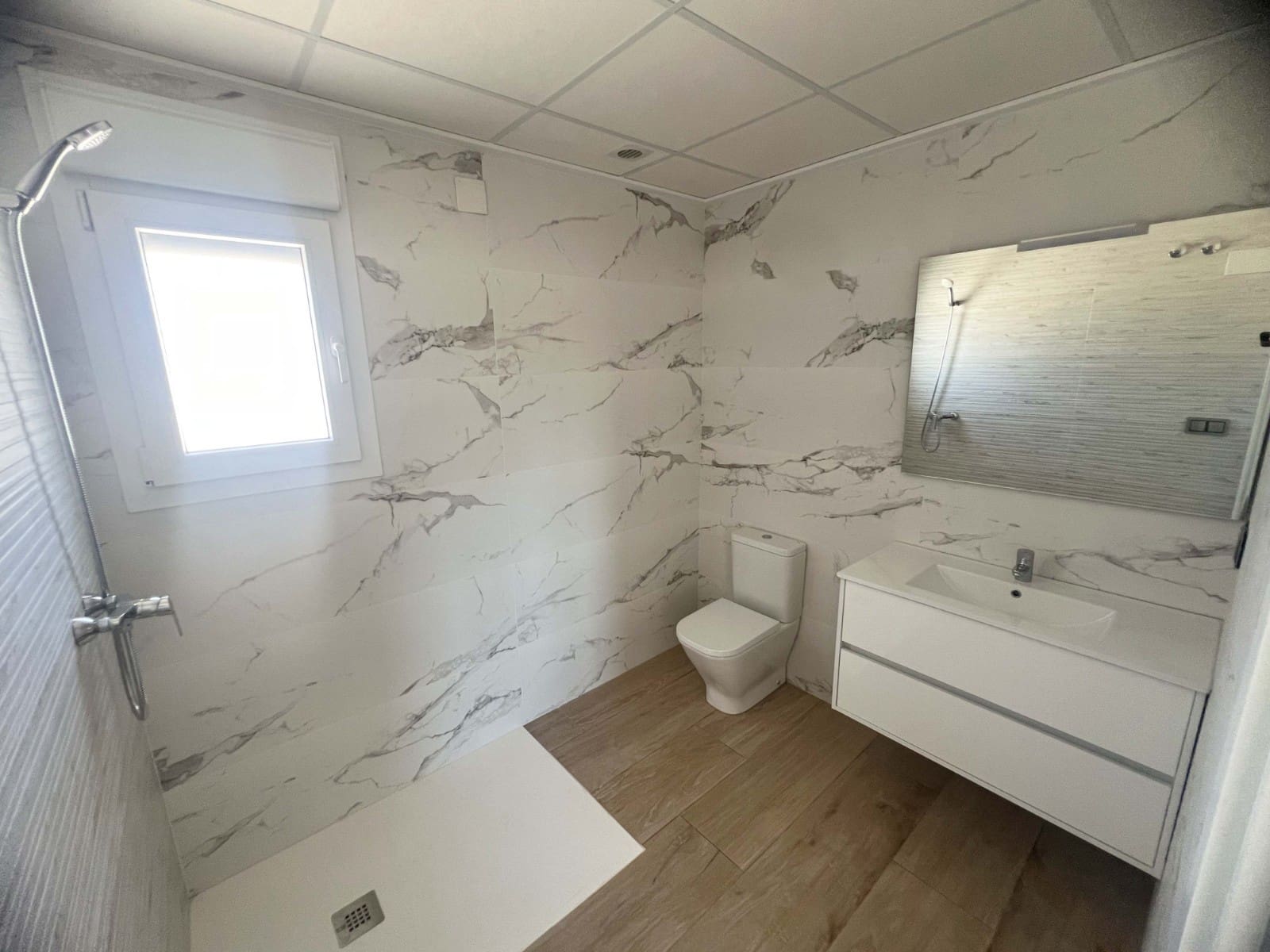 3 soverom Finca/Herregård til salgs i Pinoso med svømmebasseng - € 350 000 (Ref: 9266485)