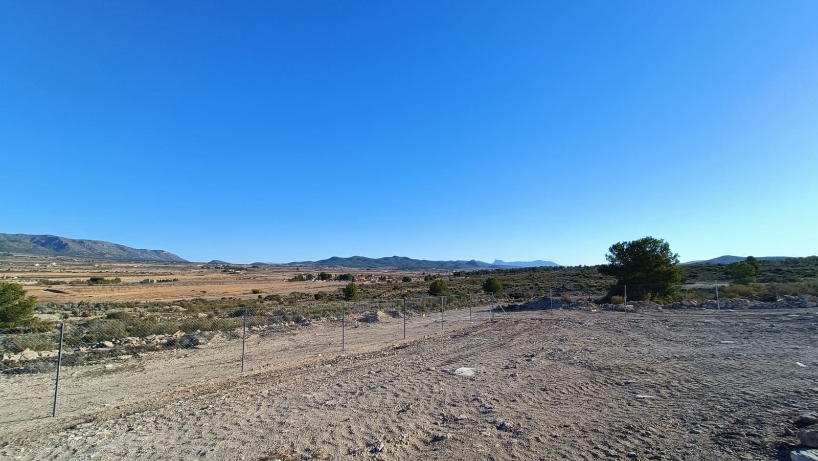 3 soverom Finca/Herregård til salgs i Pinoso med svømmebasseng - € 350 000 (Ref: 9266485)