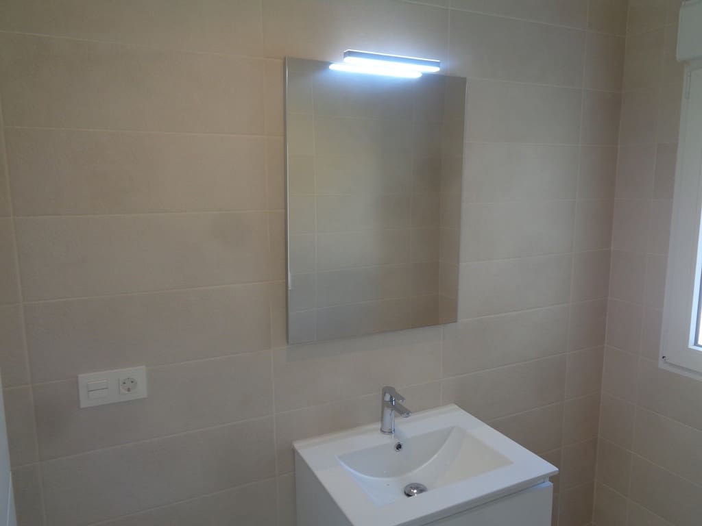 3 bedroom Villa for sale in Pinoso with pool garage - € 397,000 (Ref: 9266489)