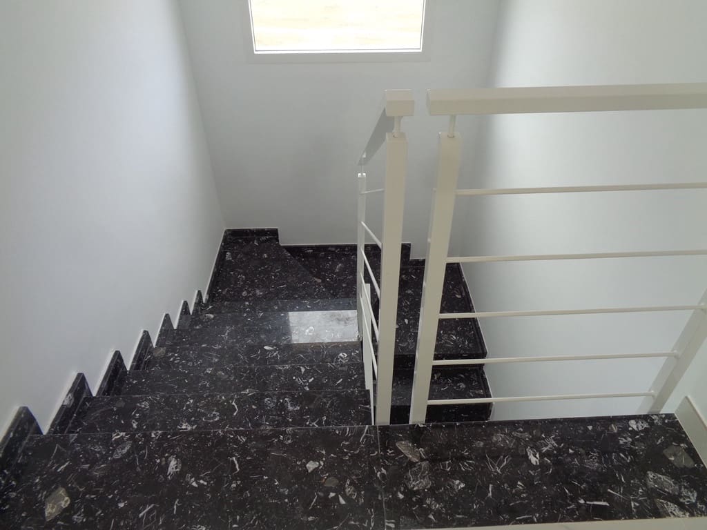 3 bedroom Villa for sale in Pinoso with pool garage - € 423,000 (Ref: 9266490)