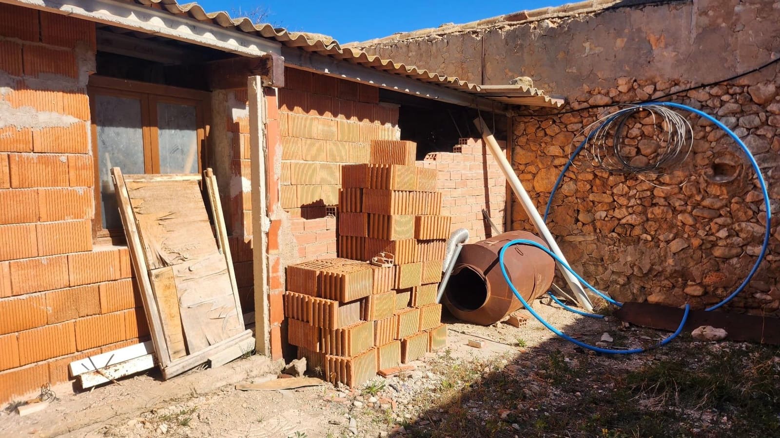 Finka/Dom wiejski na sprzedaż w Pinoso - 75 000 € (Ref: 9288175)