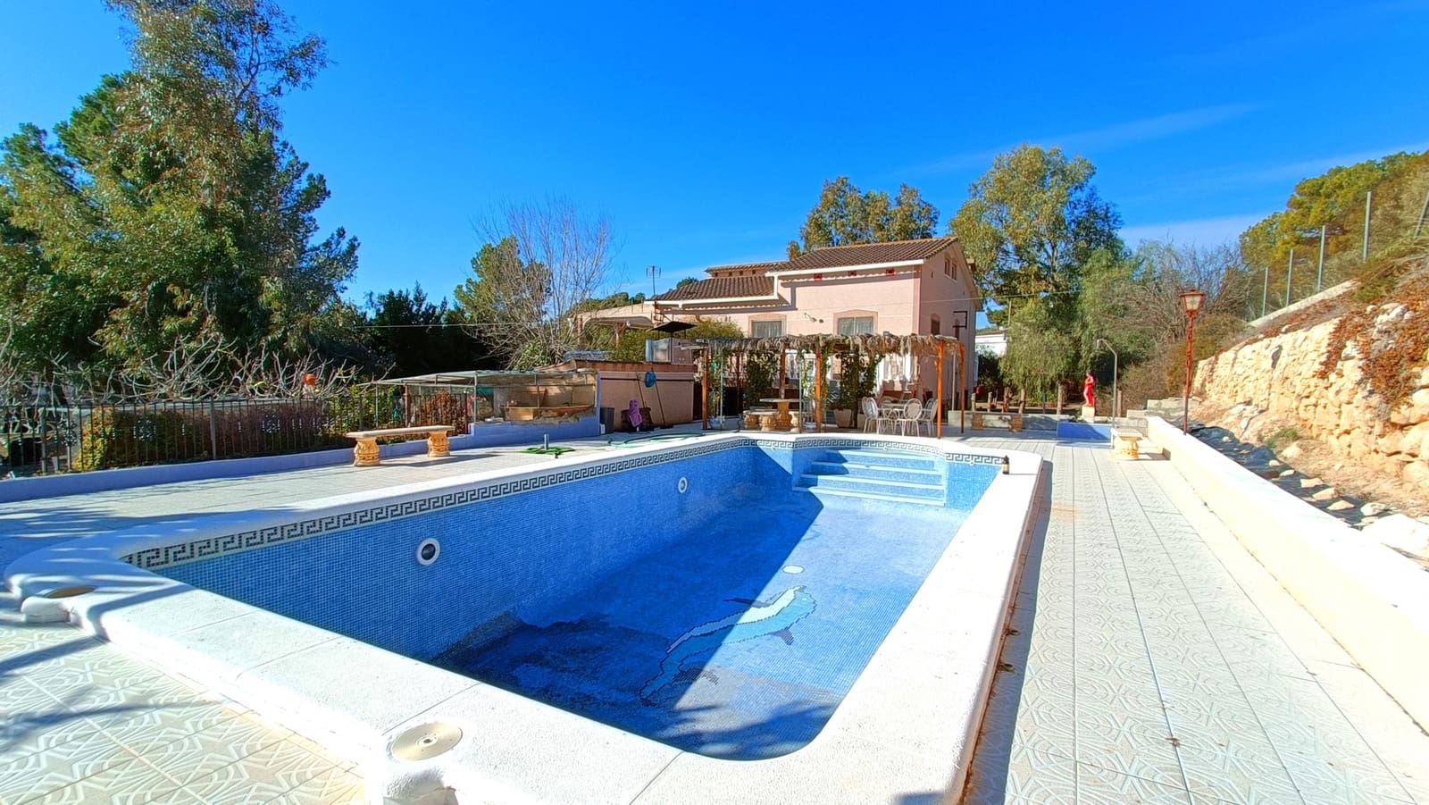 4 soveværelse Finca/Landehus til salg i La Romana med swimmingpool - € 320.000 (Ref: 9288181)