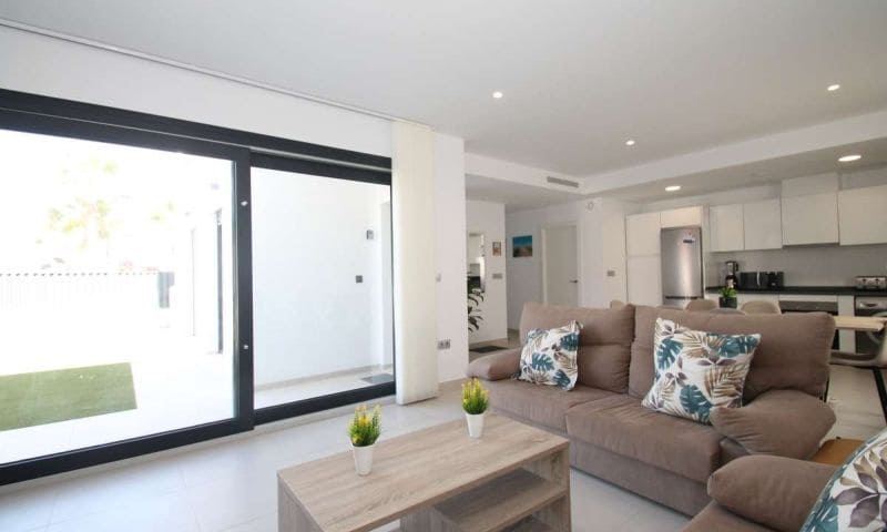 3 Zimmer Villa zu verkaufen in Pilar de la Horadada - 319.000 € (Ref: 9288237)