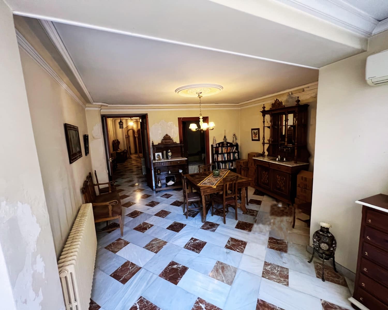9 bedroom Townhouse for sale in Aspe - € 500,000 (Ref: 9306374)