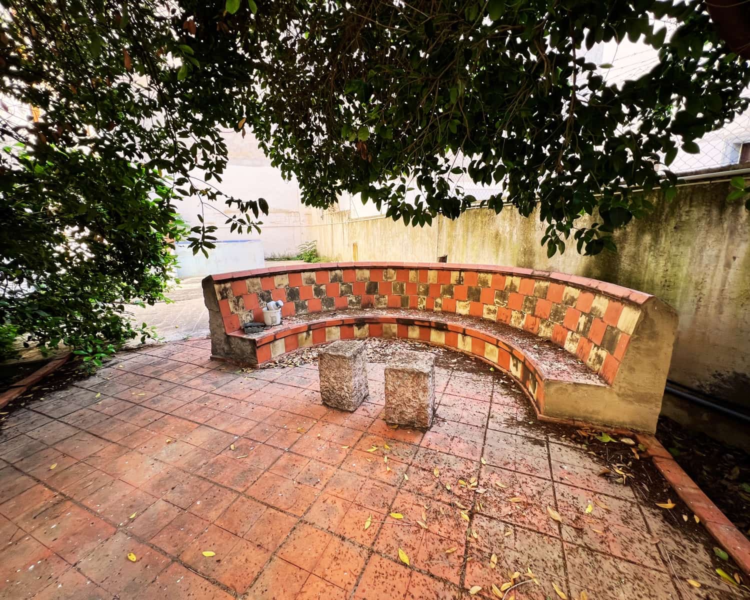 9 bedroom Townhouse for sale in Aspe - € 500,000 (Ref: 9306374)