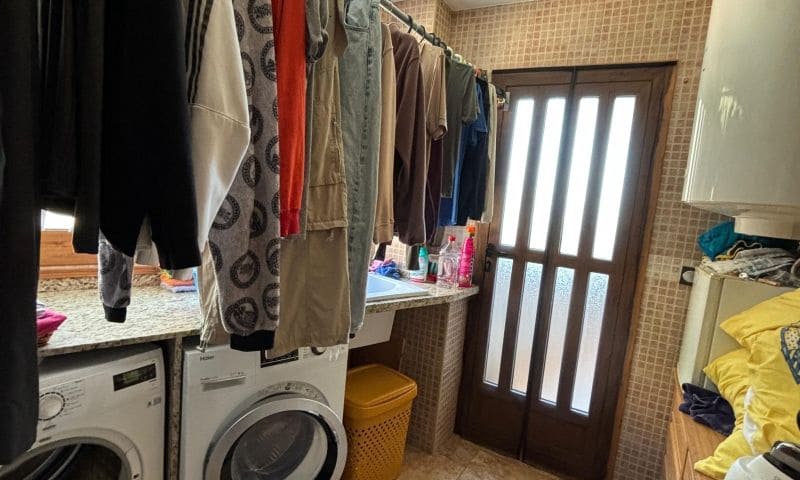 8 soverom Villa til salgs i Redovan med svømmebasseng garasje - € 489 000 (Ref: 9324344)