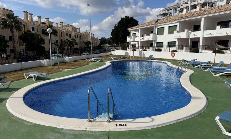 2 chambre Appartement à vendre à Orihuela Costa avec piscine - 212 350 € (Ref: 9324348)