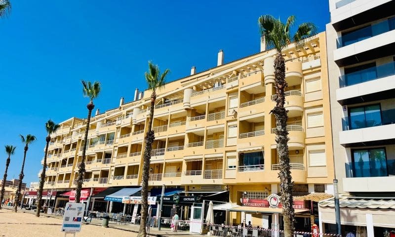3 quarto Apartamento para venda em Torrevieja - 360 000 € (Ref: 9324349)