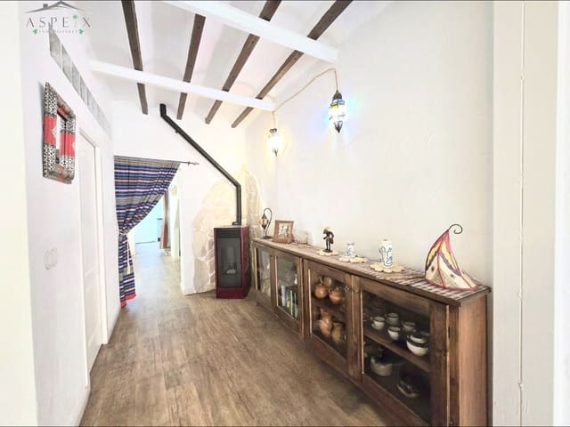 4 soveværelse Byhus til salg i Hondón de las Nieves - € 275.000 (Ref: 9343282)