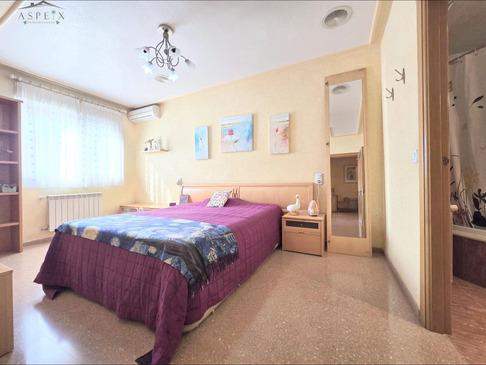 5 bedroom Townhouse for sale in Monovar / Monover with garage - € 195,000 (Ref: 9393979)