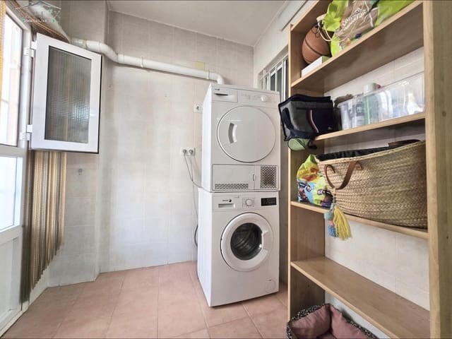 5 bedroom Townhouse for sale in Monóvar / Monóver with garage - € 195,000 (Ref: 9393979)