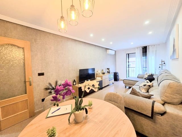 3 makuuhuone Huoneisto myytävänä paikassa Elche / Elx - 189 000 € (Ref: 9393980)