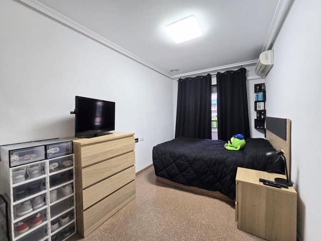 3 makuuhuone Huoneisto myytävänä paikassa Elche / Elx - 189 000 € (Ref: 9393980)