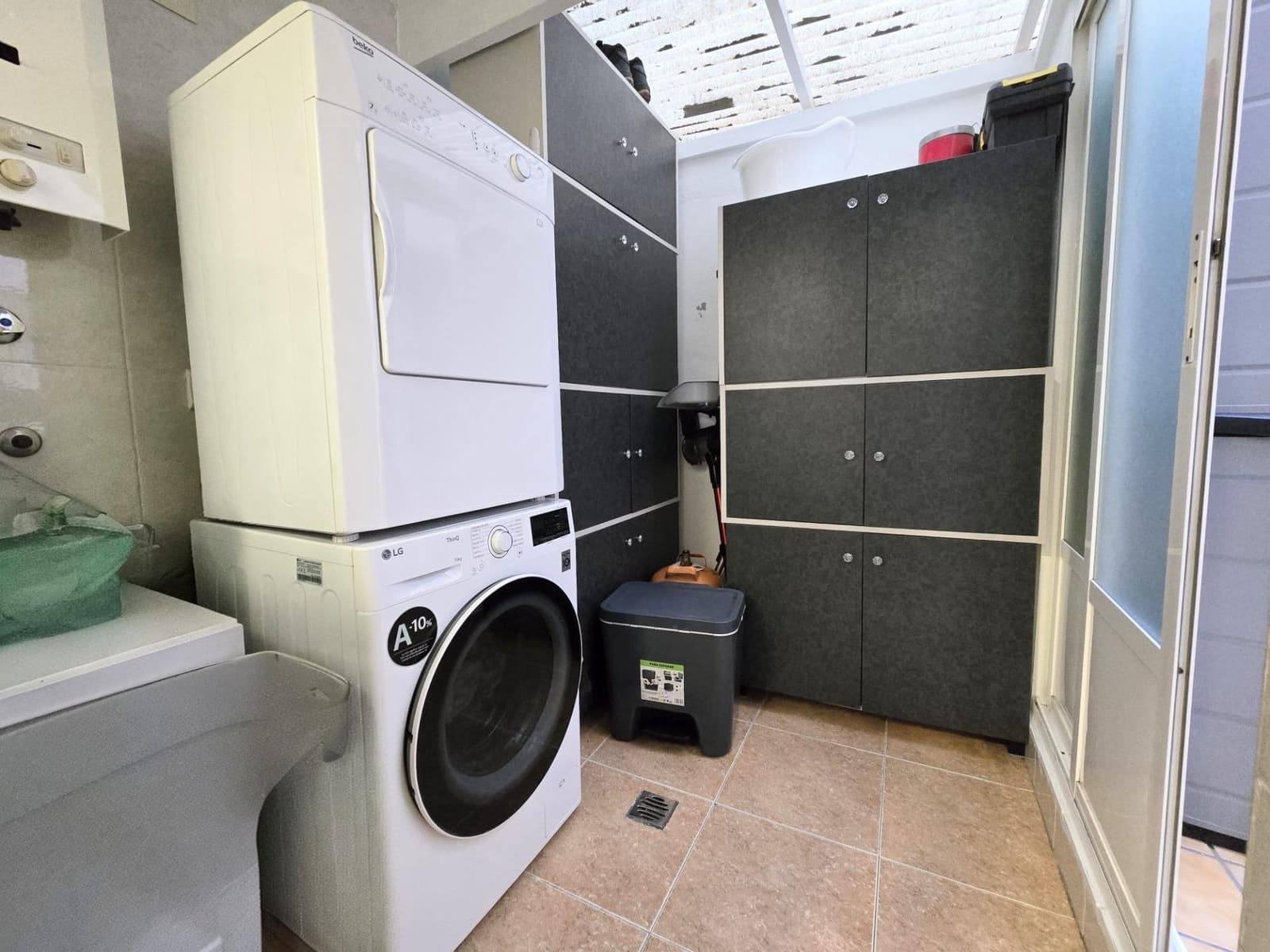 3 makuuhuone Huoneisto myytävänä paikassa Elche / Elx - 189 000 € (Ref: 9393980)