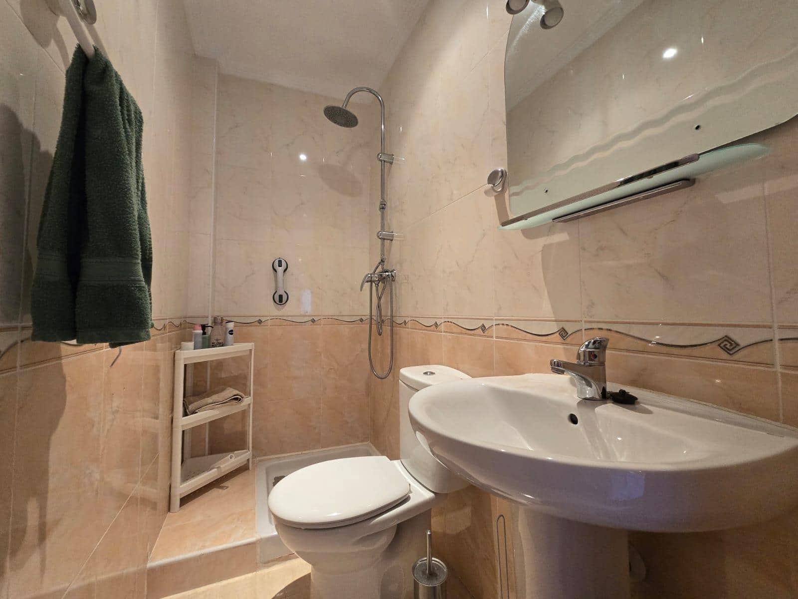 3 bedroom Apartment for sale in Hondon de las Nieves with pool - € 110,000 (Ref: 9393981)