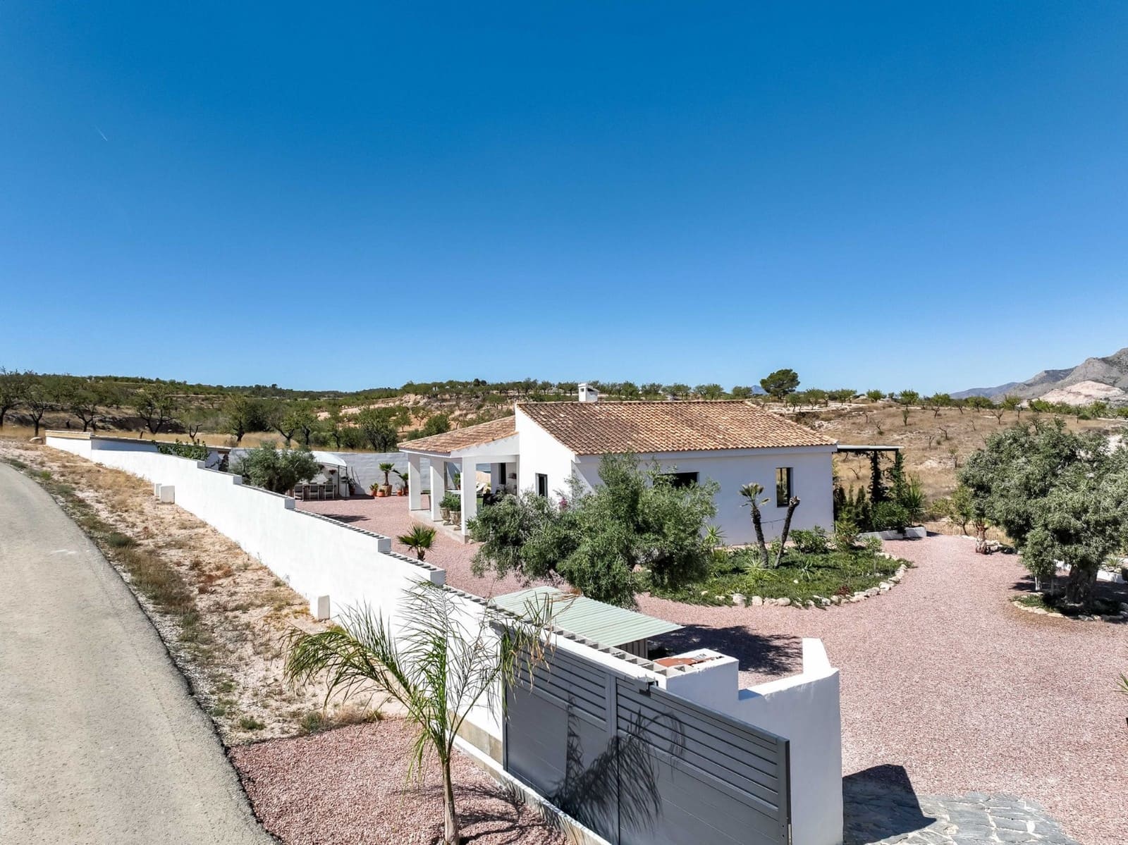 4 sovrum Finca/Hus på landet till salu i Hondon de los Frailes med pool - 299 000 € (Ref: 9393982)