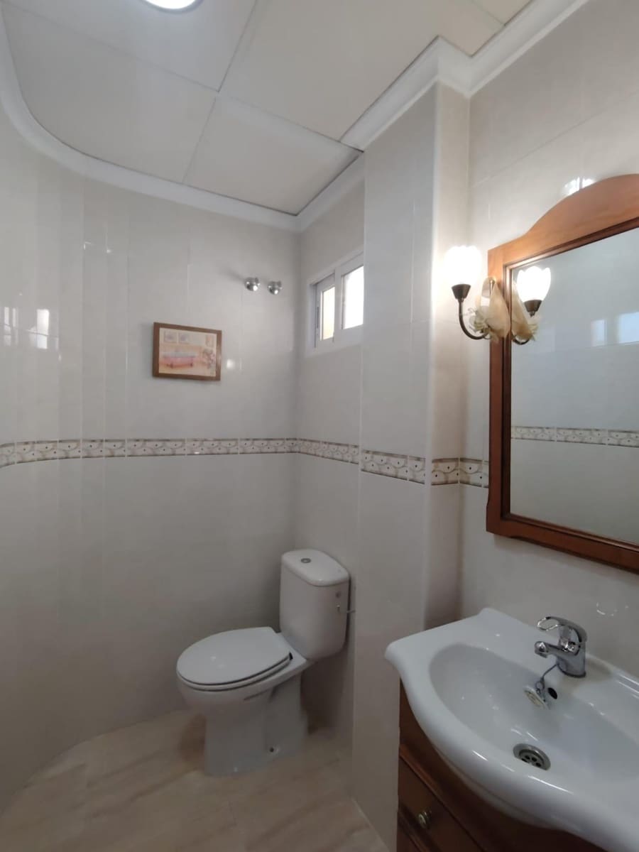 3 soveværelse Byhus til salg i Hondon de los Frailes med garage - € 180.260 (Ref: 9409294)