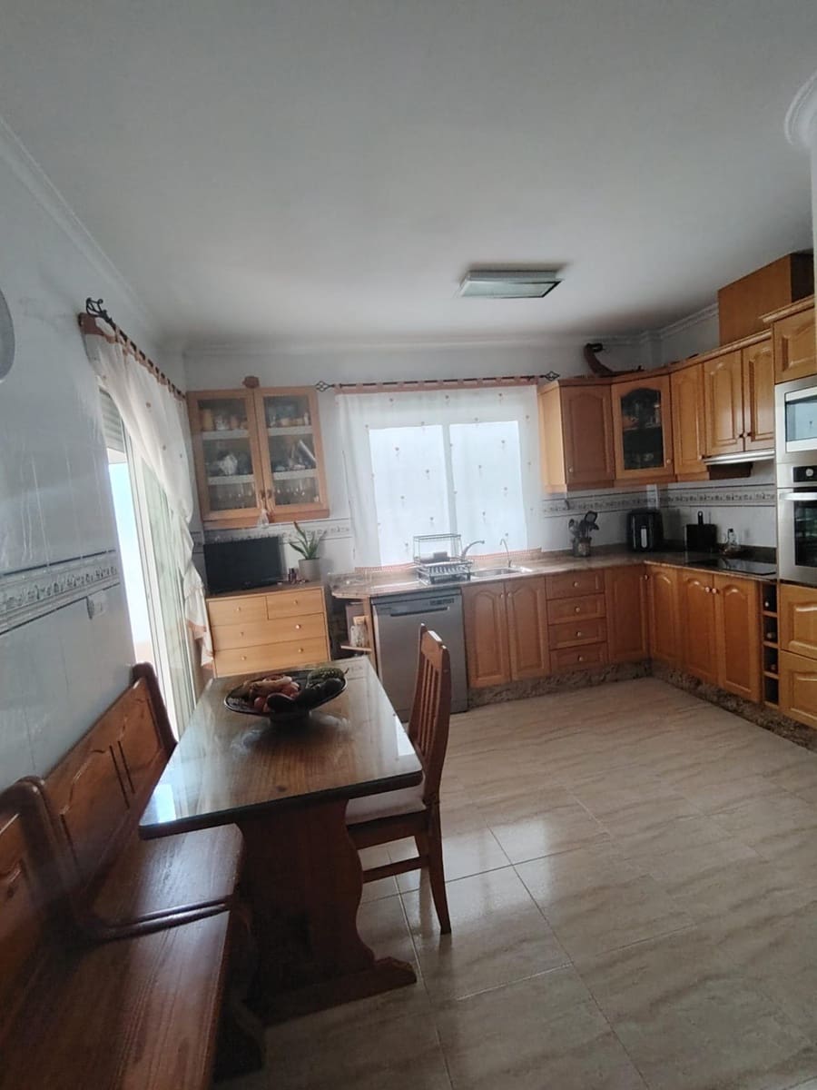 3 soveværelse Byhus til salg i Hondon de los Frailes med garage - € 180.260 (Ref: 9409294)