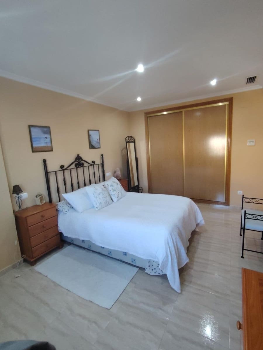 3 soveværelse Byhus til salg i Hondon de los Frailes med garage - € 180.260 (Ref: 9409294)