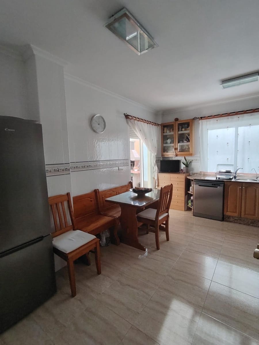 3 soveværelse Byhus til salg i Hondon de los Frailes med garage - € 180.260 (Ref: 9409294)