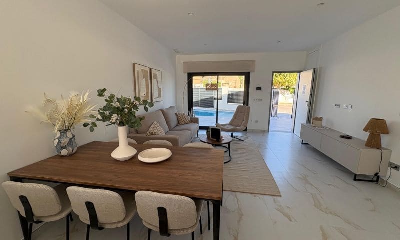 3 bedroom Villa for sale in Pinar de Campoverde - € 431,500 (Ref: 9409320)