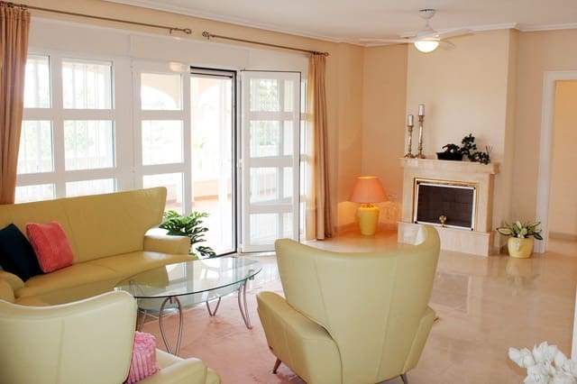 4 quarto Moradia para venda em Villamartin, Orihuela - 549 900 € (Ref: 9425756)