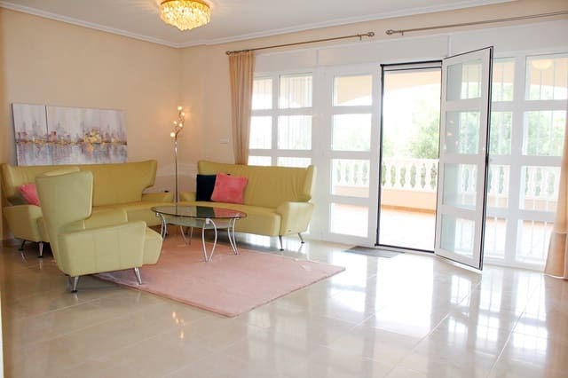 4 quarto Moradia para venda em Villamartin, Orihuela - 549 900 € (Ref: 9425756)