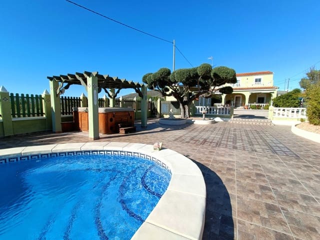 4 soveværelse Finca/Landehus til salg i Hondón de los Frailes med swimmingpool - € 299.950 (Ref: 9425757)