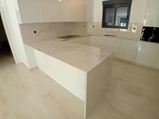 3 bedroom Villa for sale in La Romana with pool - € 270,000 (Ref: 9425758)