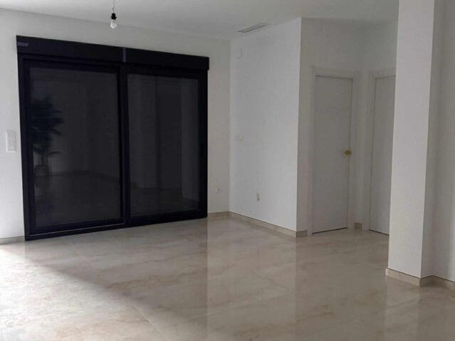3 bedroom Villa for sale in La Romana with pool garage - € 270,000 (Ref: 9425758)
