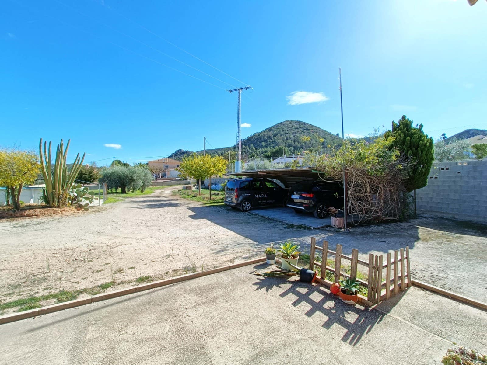 4 soveværelse Finca/Landehus til salg i Hondon de los Frailes - € 245.000 (Ref: 9425760)