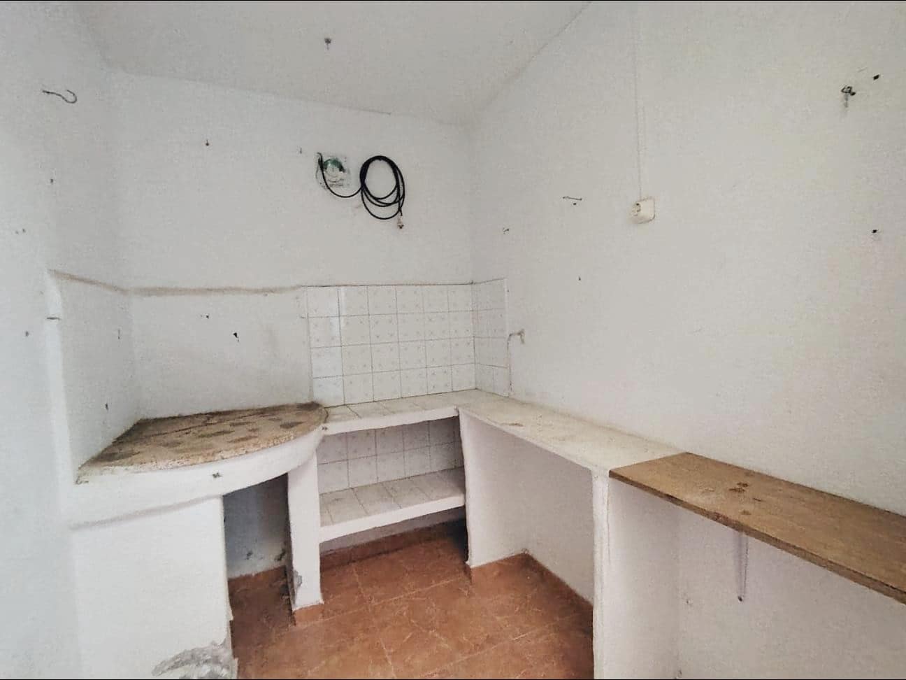 3 makuuhuone Maalaistalo myytävänä paikassa Hondon de las Nieves mukana 
autotalli - 187 260 € (Ref: 9441875)