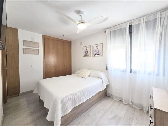 Casa de 3 habitaciones en Aspe en venta - 182.000 € (Ref: 9486759)