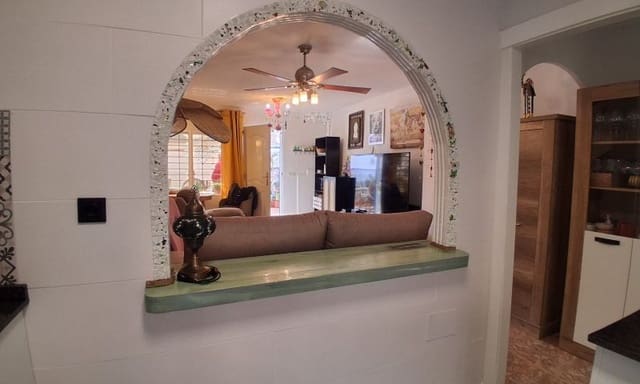 2 bedroom Apartment for sale in Torrevieja - € 199,995 (Ref: 9521407)