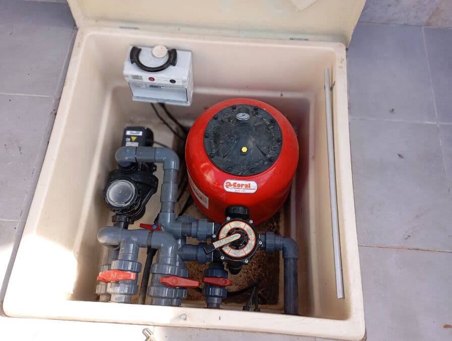 3 soveværelse Villa til salg i Daya Vieja med swimmingpool - € 295.000 (Ref: 9639650)