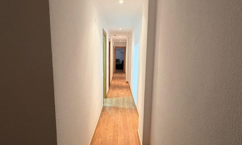 Apartamento de 2 habitaciones en Torrevieja en venta con garaje - 165.000 € (Ref: 9664041)