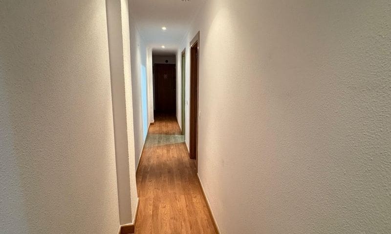 Apartamento de 2 habitaciones en Torrevieja en venta con garaje - 165.000 € (Ref: 9664041)