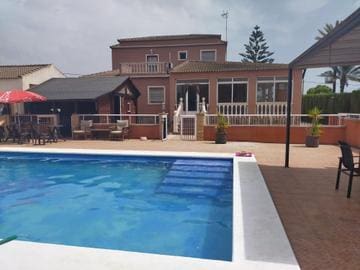 5 bedroom Villa for sale in Elche / Elx with pool - € 420,000 (Ref: 9730391)